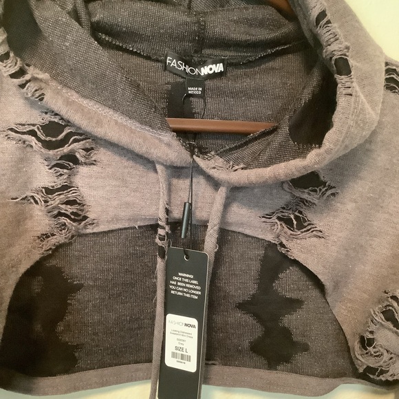 NWT Fashion nova large dark gray cropped hoodies grunge thrashed ripped top - Picture 6 of 6